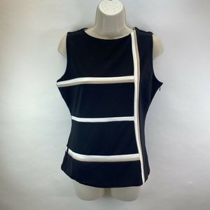 White House Black Market Black White Geometric Pat